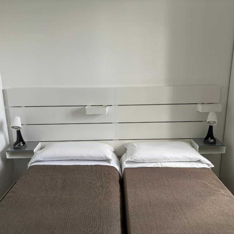 Room & Parking In Centro Citta Con Parcheggio Privato E Wifi Potenza Exterior photo